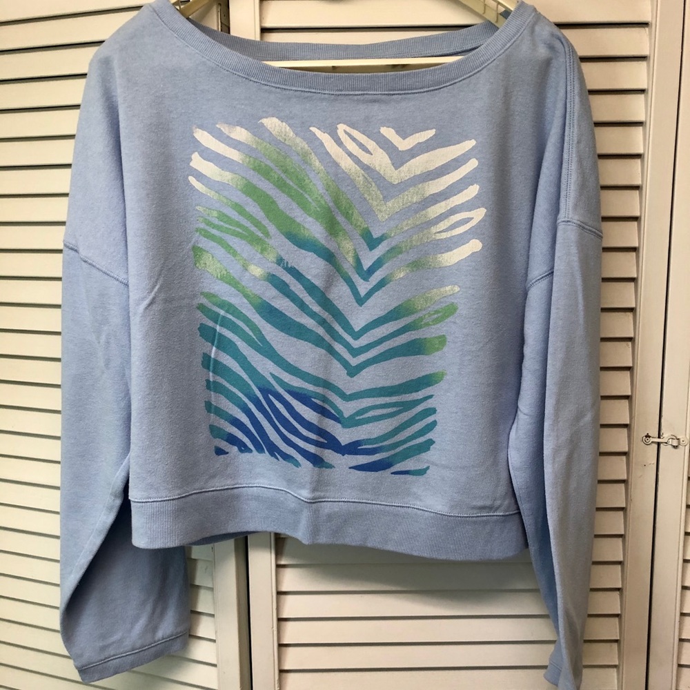 Victoria’s Secret Pink Crop Sweatshirt. Size L.
